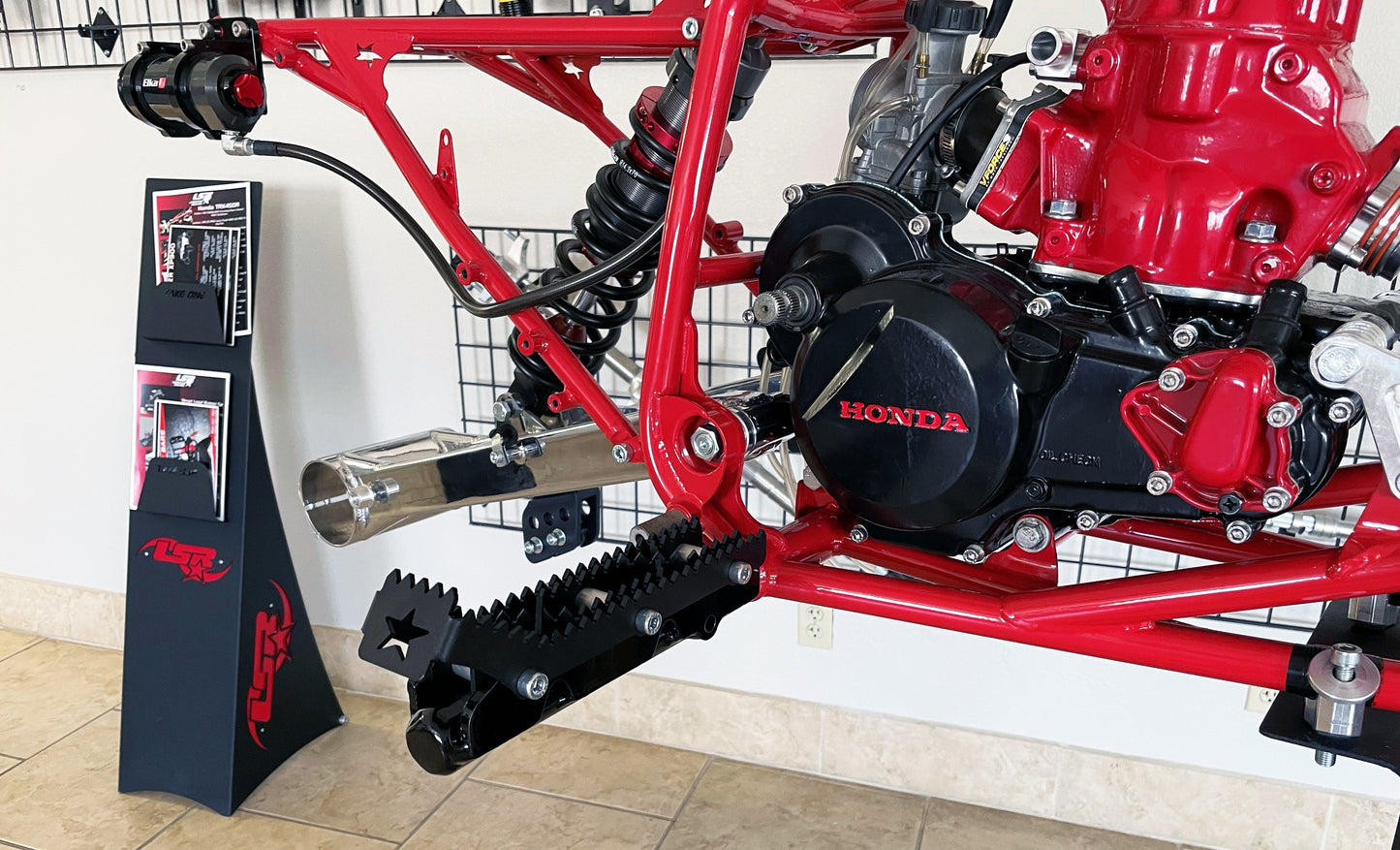 Suzuki LTR450 DC-PRO Foot Pegs