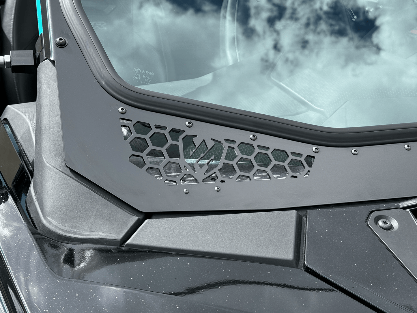 Moto Armor Glass Windshield for 2025+ RZR Pro XP / Pro S / Pro R