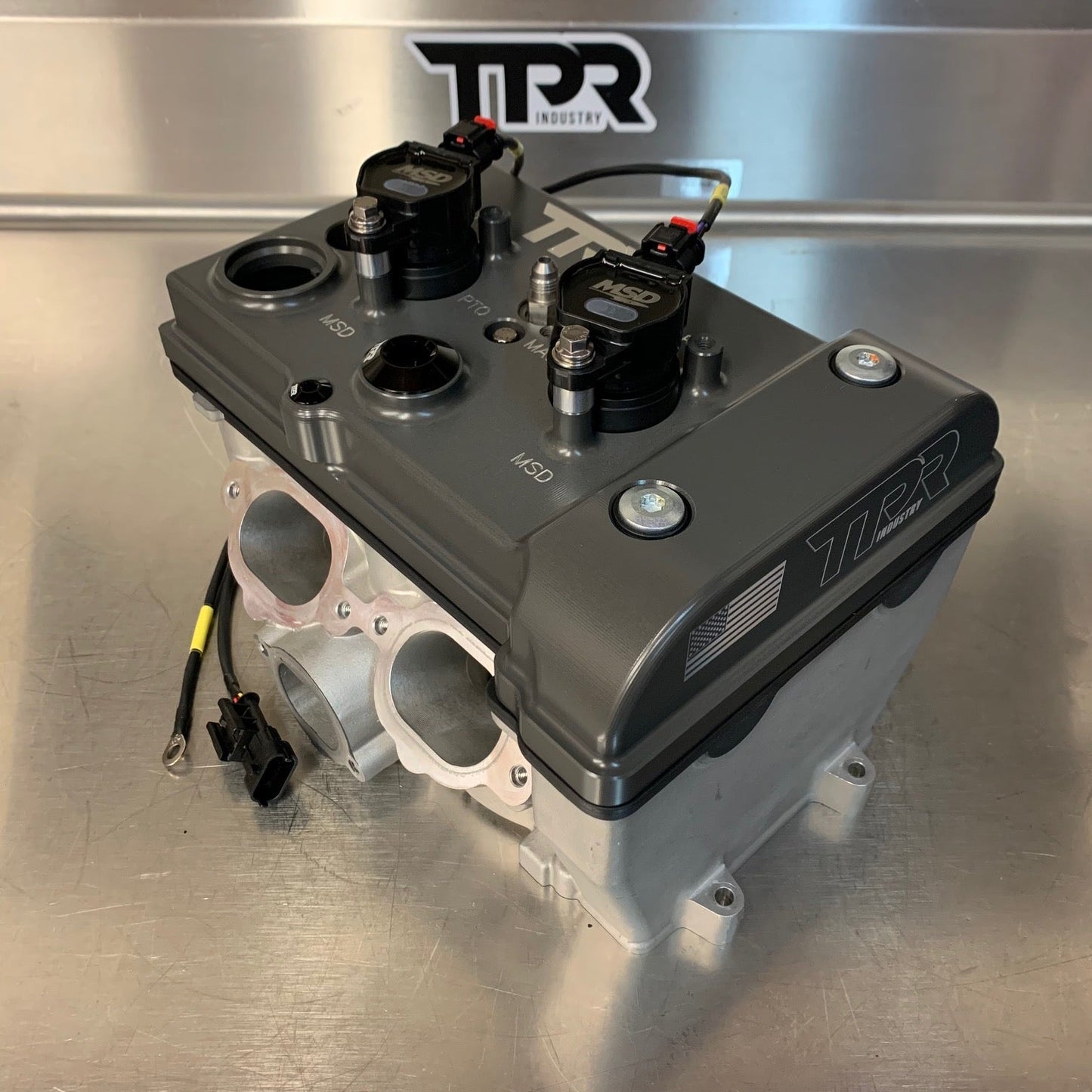 TPR010 - HARD CLEAR Billet Valve Cover W/Oilers - RZR
