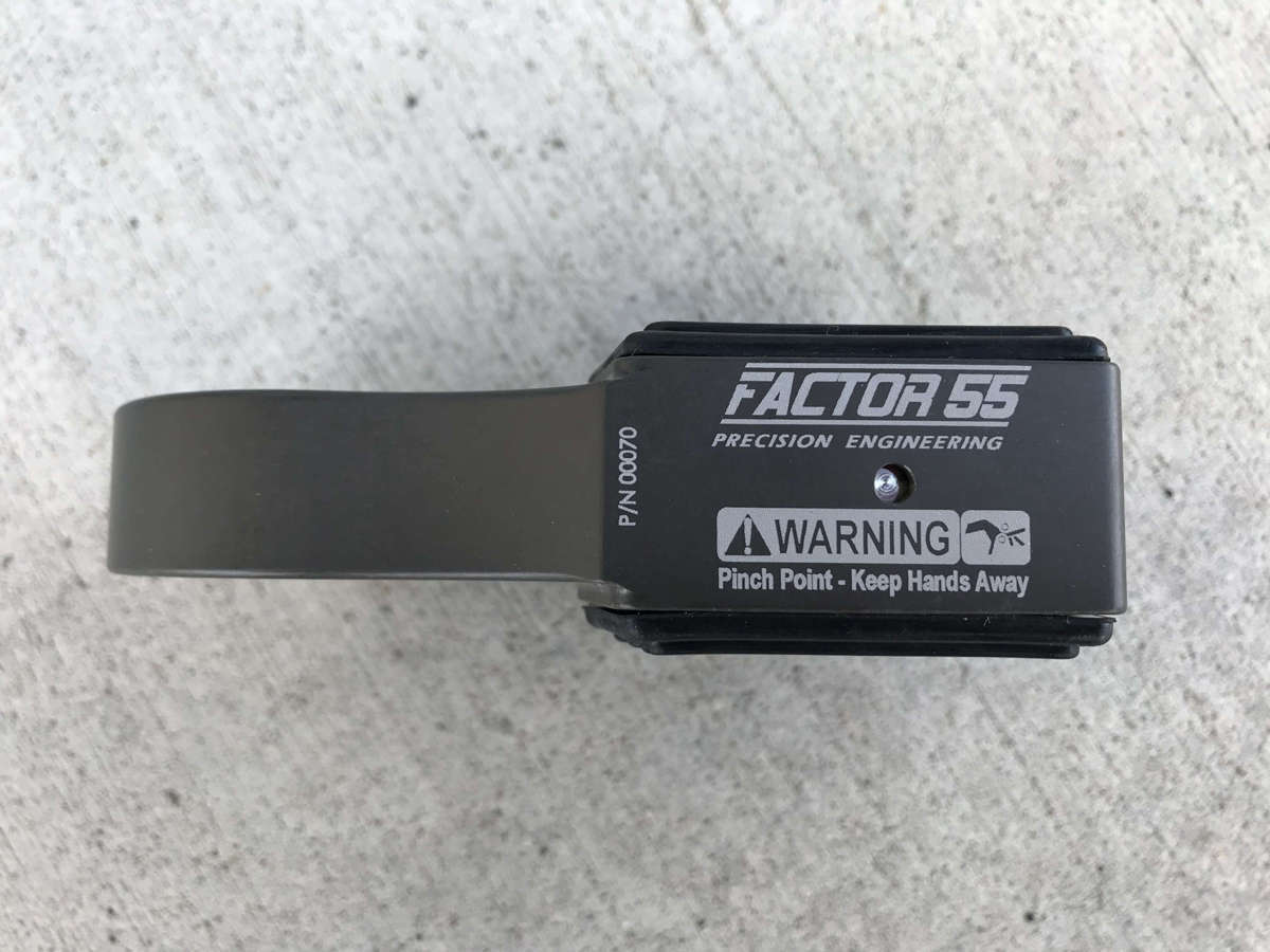Factor 55 FlatLink XTV Shackle w/D-ring for UTV's
